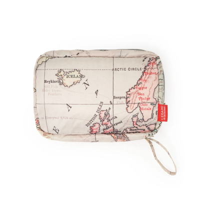 Bolsa retangular com estampa de mapa antigo e etiqueta vermelha LEGAMÍN