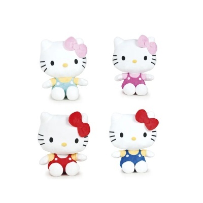 Quatro peluches Hello Kitty com laços e fatos de cores diferentes