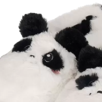 Pantufas felpudas com padrão de panda e olhos bordados