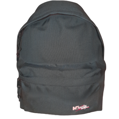 Mochila preta de tecido com bolso frontal e etiqueta MA City