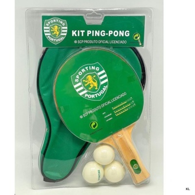 Kit de ping-pong com duas raquetes verdes e três bolas brancas do Sporting Portugal