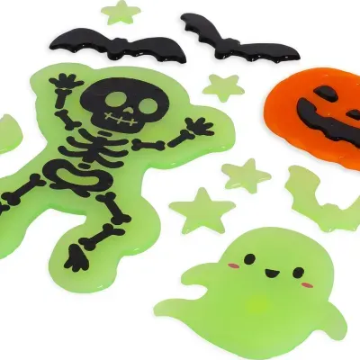 Adesivos de vinil fluorescentes para Halloween com esqueleto, fantasma, abóbora, morcegos e estrelas.