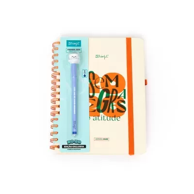 Agenda 2026 creme com caneta azul em embalagem azul claro