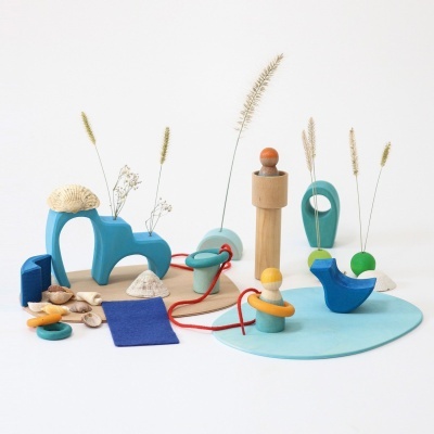 Nos Mares Mundo da Fantasia | Grimm's