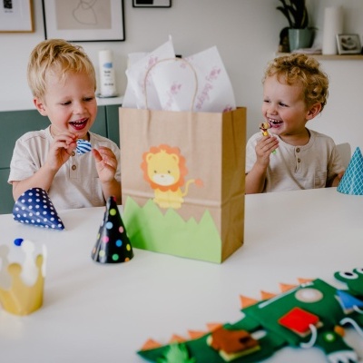 Crocodilo de Viagem | Livro Sensorial | Quiet Book