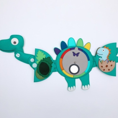 Dinossauro de Viagem | Livro Sensorial | Quiet Book