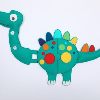 Dinossauro de Viagem | Livro Sensorial | Quiet Book