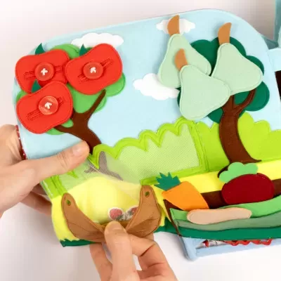 Ao Ar Livre Livro Sensorial | Quiet Book