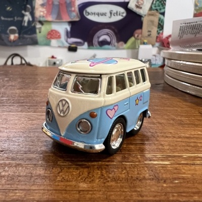 Pão de Forma Universo Azul | Carro Miniatura