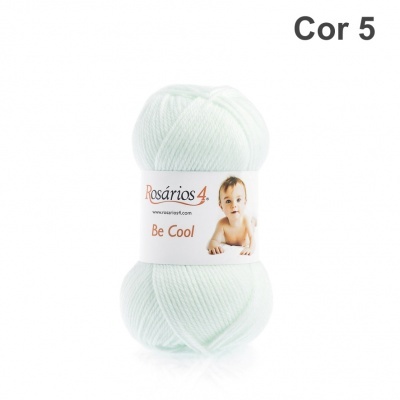 Novelo de lã branca com etiqueta da marca Rosários 4 e texto Be Cool