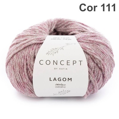Novelo de lã rosa com etiqueta branca e texto Cor 111