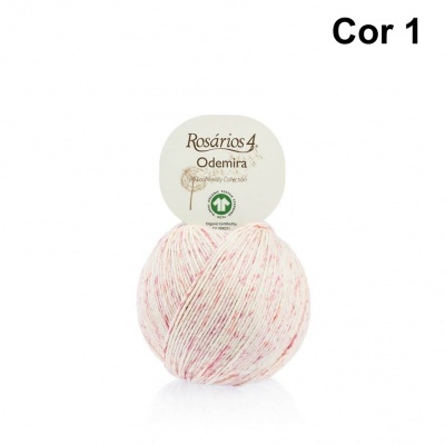 Novelo de fio de algodão branco com salpicos vermelhos com etiqueta Rosários 4 Odemira