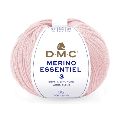 Novelo de lã cor-de-rosa claro com etiqueta da DMC Merino Essentiel 3