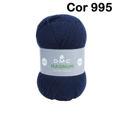 Novelo de lã azul escuro com etiqueta branca e texto DMC MAGNUM Extra Value