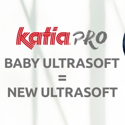 Novelos de lã Katia Pro em azul escuro e verde com etiquetas. Texto Katia Pro Baby Ultrasoft = New Ultrasoft.