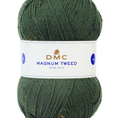 Novelo de lã verde com etiqueta D.M.C Magnum Tweed Cor 86