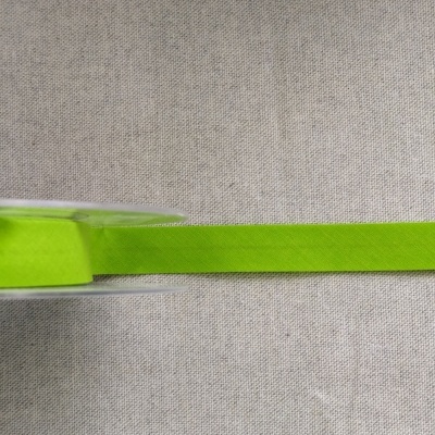 Fita verde claro em carretel transparente com texto Cor 3