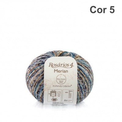 Novelo de lã multicolor azul, castanho, bege e cinzento com rótulo branco Rosários 4 Merian Cor 5