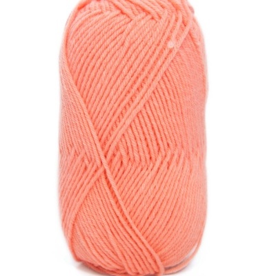 Novelo de lã cor salmão claro, cor 456