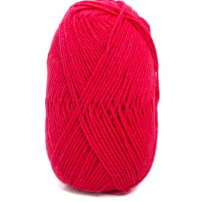 Novelo de lã vermelha com etiqueta Cor 457