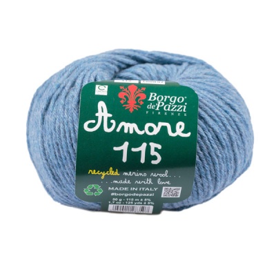 Novelo de lã azul claro Borgo de Pazzi Amore 115 com etiqueta verde