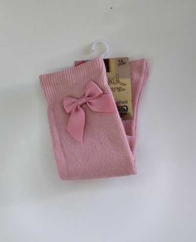 Meias cor-de-rosa com laço e etiqueta de cartão