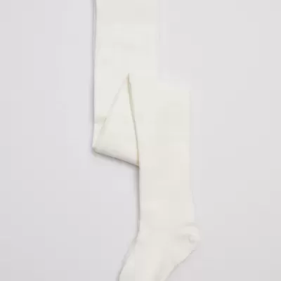 Meia-calça branca em fundo cinza claro