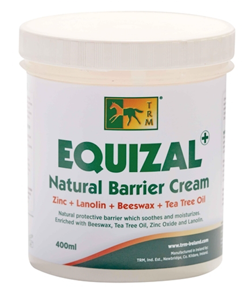 Creme Protector Equizal 400ml TRM® Frasco branco de creme EQUIZAL Natural Barrier Cream com tampa branca e rótulo colorido
