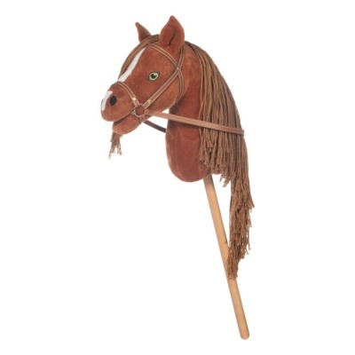 Cavalo de brinquedo de pau castanho com crina de fios e rédea