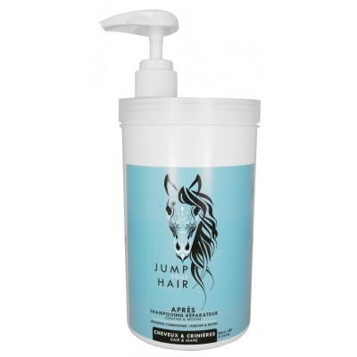 Frasco branco com tampa de bomba e etiqueta azul com desenho de cavalo