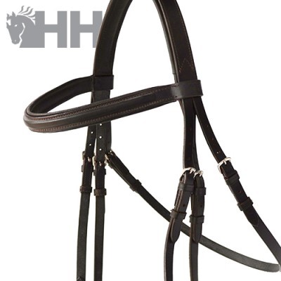 Cabeçada de couro castanho escuro para cavalo com fivelas metálicas prateadas