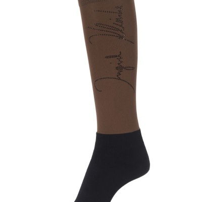 Meia alta bicolor castanha e preta com texto gráfico preto