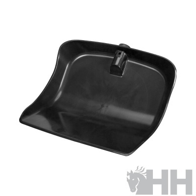 Pá de mão preta em plástico com suporte para cabo