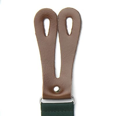 Alça com fivela de couro castanho e tecido verde escuro
