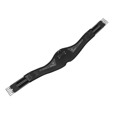 Cilha preta sintética para equitação com fivelas metálicas e detalhes em branco.