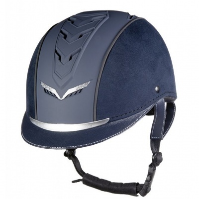 Capacete de equitação azul escuro com textura de camurça e detalhes azuis com padrão em relevo