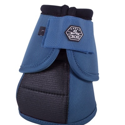 Proteção para cavalo azul e preto com fecho de velcro e etiqueta 'CROSS'