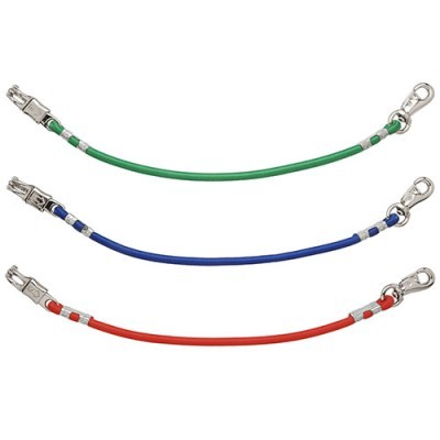 Três cabos flexíveis coloridos com engates metálicos