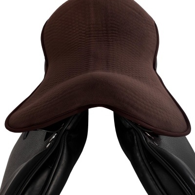 Sela de equitação castanha e preta