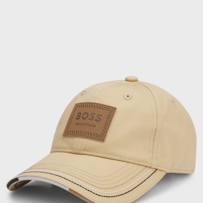 Boné bege com etiqueta castanha BOSS JOUSTRIAN