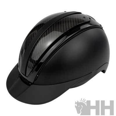 capacete equestre preto com faixa em fibra de carbono