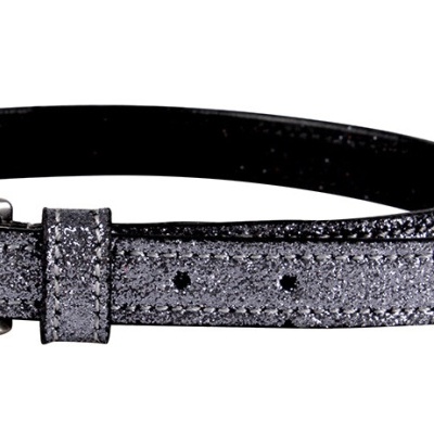 Cinto fino cinza prateado com glitter e fivela metálica