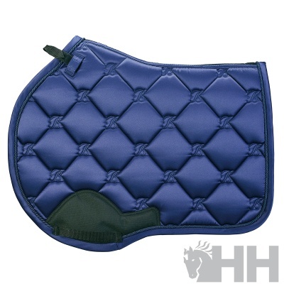 Manta de sela azul matelassê com detalhes pretos e logotipo HH