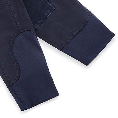 Mangas de roupa azul escuro com remendos e punhos elásticos