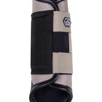 Proteção para cavalo bege com tiras elásticas pretas e bege e logo Q CROSS