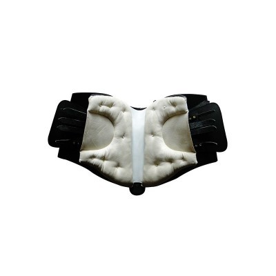 Cinturão ortopédico almofadado creme com laterais pretas e tiras ajustáveis