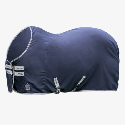 Capa azul escuro para cavalo com fechos e etiquetas visíveis