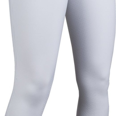 Calças justas brancas com bolsos e botão metálico