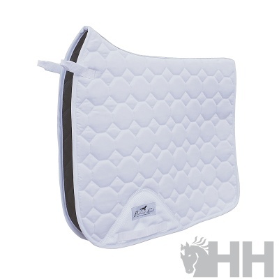 Tapete de sela branco com padrão acolchoado hexagonal e etiqueta