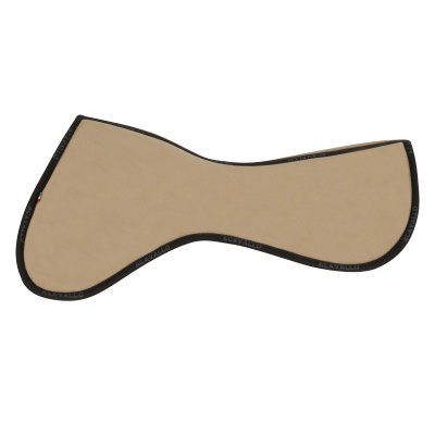 Protector de sela bege com bordadura preta e texto Â© CAVALLO